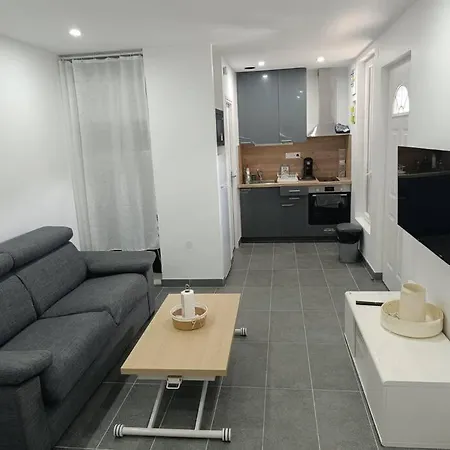 Petite Maison Avec Jardin Casa vacanze *