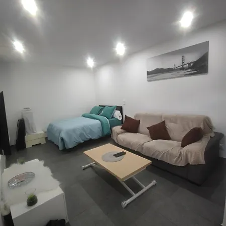 Petite Maison Avec Jardin Casa vacanze *